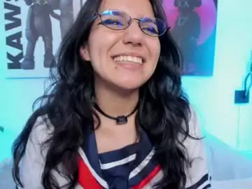Chaturbate Sex Cam of hollypeach_