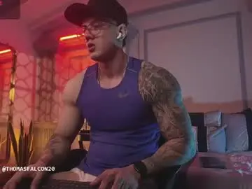 Chaturbate Sex Chat of thomas_falcon1