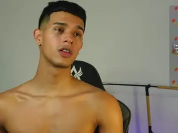 Chaturbate Live Sex Cam of busterspinter
