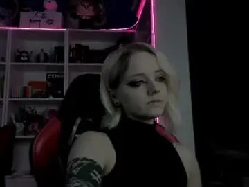 Chaturbate Live Porn of holy_mistresss