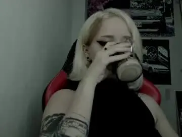 Chaturbate Free Porn Cam of holy_mistresss