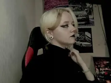 Chaturbate Live Sex Cam of holy_mistresss