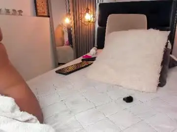 Chaturbate Live Sex Cam of kristakinnky