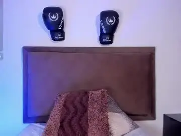 Chaturbate Sex Cam of ryan_evannss