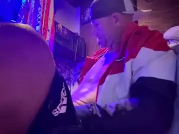 Chaturbate Sex Cam of howbowdadareboy33