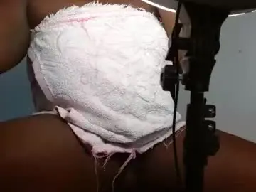 Chaturbate Live Porn of daiishawolf