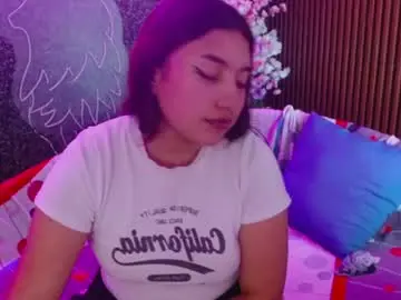 Chaturbate Sex Cam of incredible_foxxy