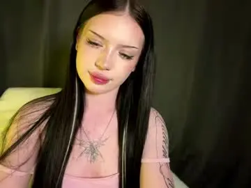 Chaturbate Sex Cam of mikiklippel