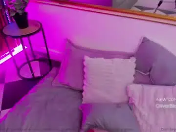 Chaturbate Live Sex Cam of oliver20__