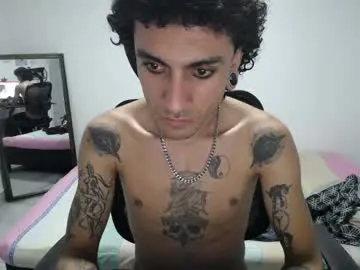 Chaturbate Live Sex of present_the_magic