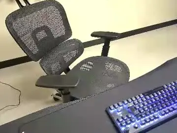 Chaturbate Live Sex Cam of tbone_93