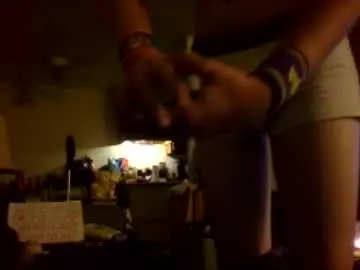 Chaturbate Live Sex Cam of zeke111598