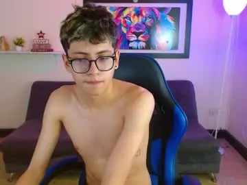 Chaturbate Free Porn Cam of alexcum_18