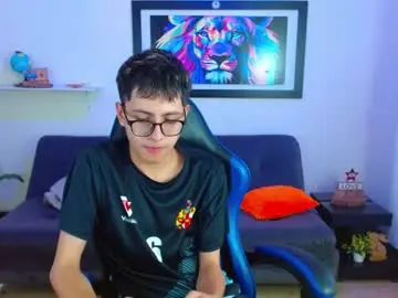 Chaturbate Adult Webcams of alexcum_18