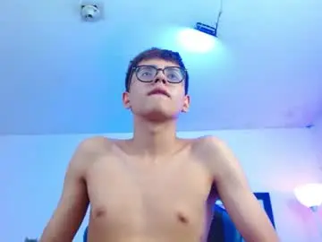 Chaturbate Best live sex cam show of alexcum_18