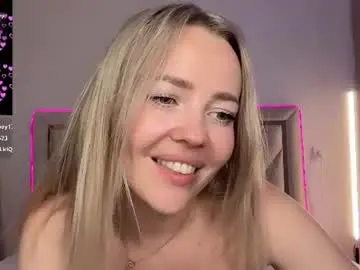 Chaturbate Nude Webcam of becaitsme