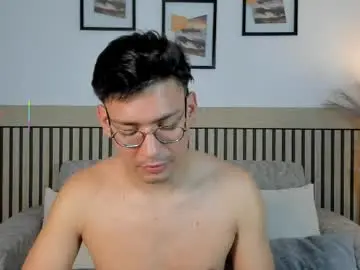 Chaturbate Free Live Porn of timothy_jones1