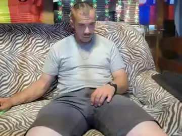 Chaturbate Watch Live Sex Cams of xxxscubastevexx