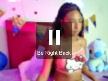 Chaturbate Live Sex Cam of ellie_cute7