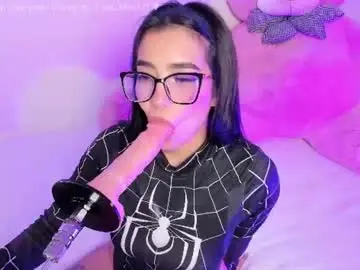 Chaturbate Watch Live Sex Cams of ibbiebennett_1