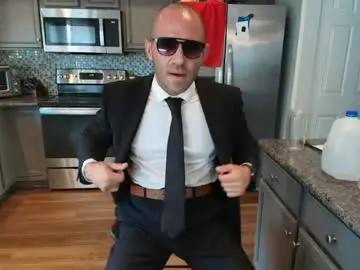 Chaturbate Live Sex Cam of nakedpreacher89