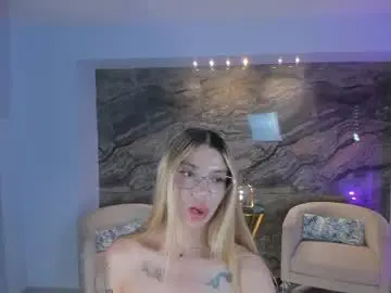 Chaturbate Adult Webcams of niaholland