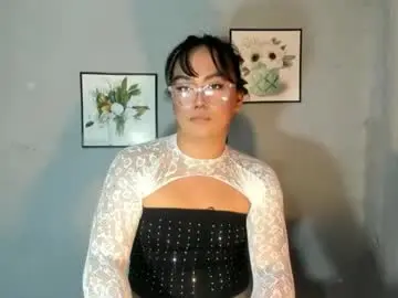 Chaturbate Watch Live Sex Cams of tyla_23