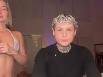 Chaturbate Sex Cam of ashtonveil