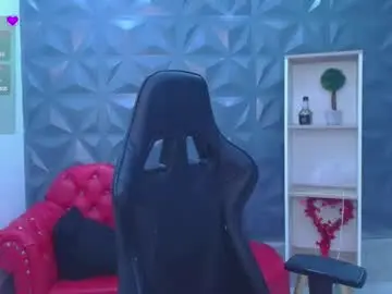 Chaturbate Best live sex cam show of cristal_war