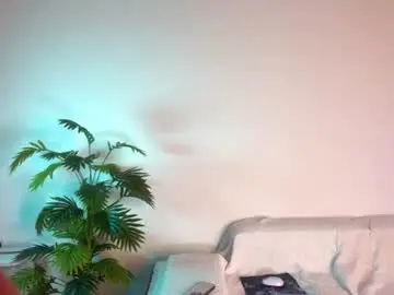 Chaturbate Live Porn of kira_mmr