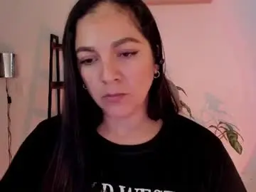 Chaturbate Live Sex Cam of pink_kitten_