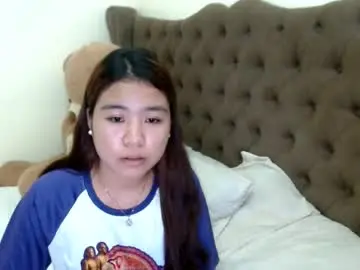 Chaturbate Nude Webcam of slutangel143