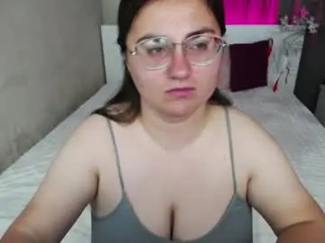 Chaturbate Live Sex Cam of bellacohen