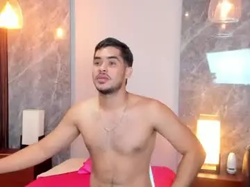 Chaturbate Live Sex Cam of luciano_vitale_