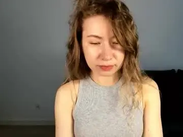 Chaturbate Nude Webcam of mia_luxx92