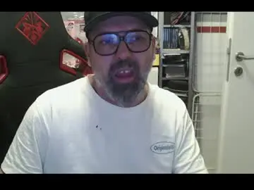 Chaturbate Live Sex of womenizzeer