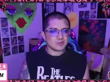 Chaturbate Nude Webcam of ftmbiggestclit
