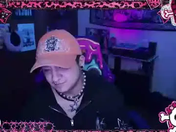 Chaturbate Sex Cam of ftmbiggestclit