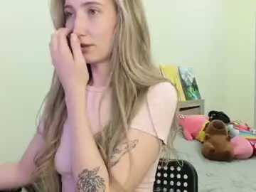 Chaturbate Nude Webcam of leona_vixen