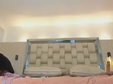 Chaturbate Live Sex Cam of noah_pariss