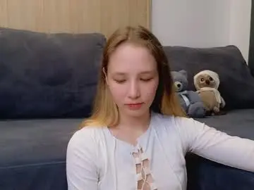 Chaturbate Nude Webcam of charming_evaa