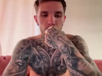 Chaturbate Best live sex cam show of larsskeet