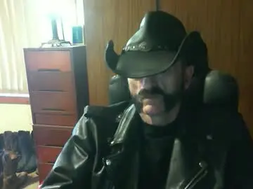 Chaturbate Best live sex cam show of leathergreaser