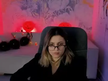 Chaturbate Live Sex Cam of lesliebloom