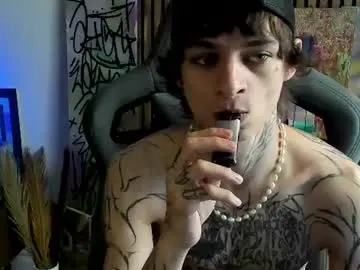 Chaturbate Live Sex Cam of oliverrgroove