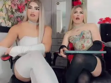 Chaturbate Adult Video Chat of thiara_veky
