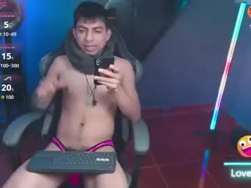 Chaturbate Live Sex of mralpha_latino
