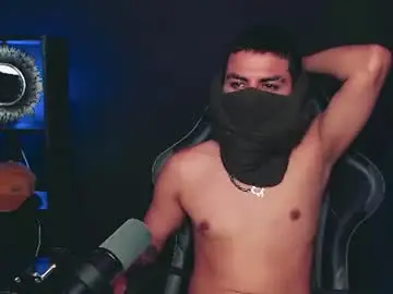Chaturbate Free Live Porn of mralpha_latino