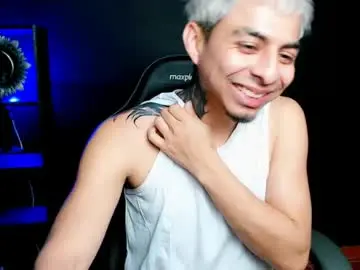 Chaturbate Watch Live Sex Cams of mralpha_latino
