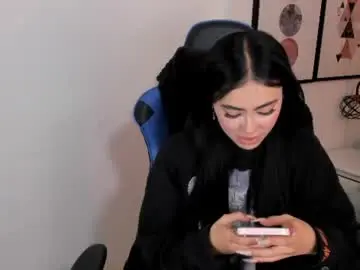 Chaturbate Live Sex Cam of anya_belth